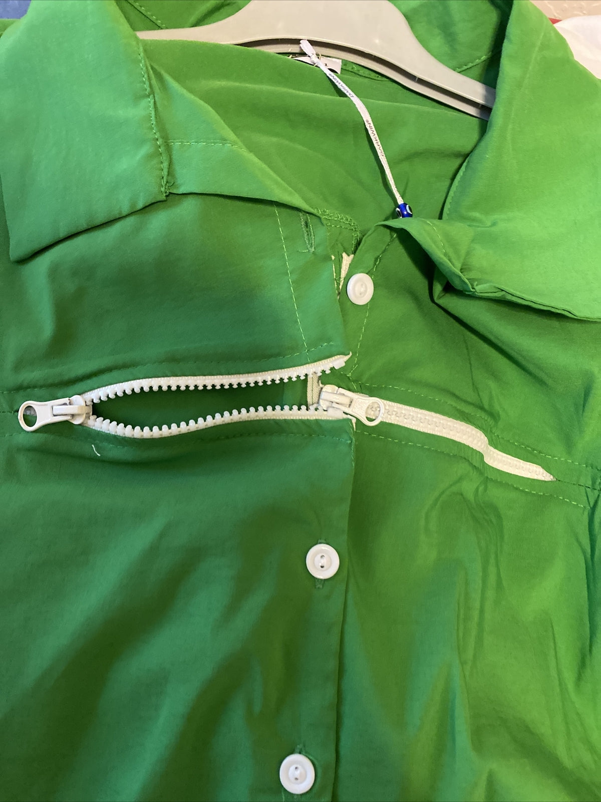 Darkwin 2 Pcs Suit, Green Tunic w/ Star & White Pants, Sz 16, Made In Turkey