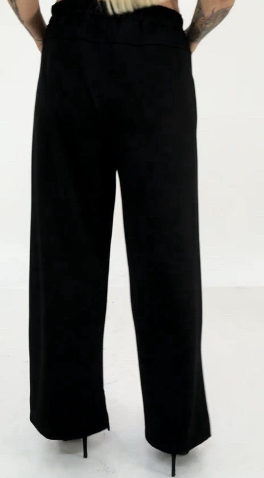 ✨ Divas Eco Leather Pants w/ Lace Hem Sz 20/2 Plus Made In Turkey