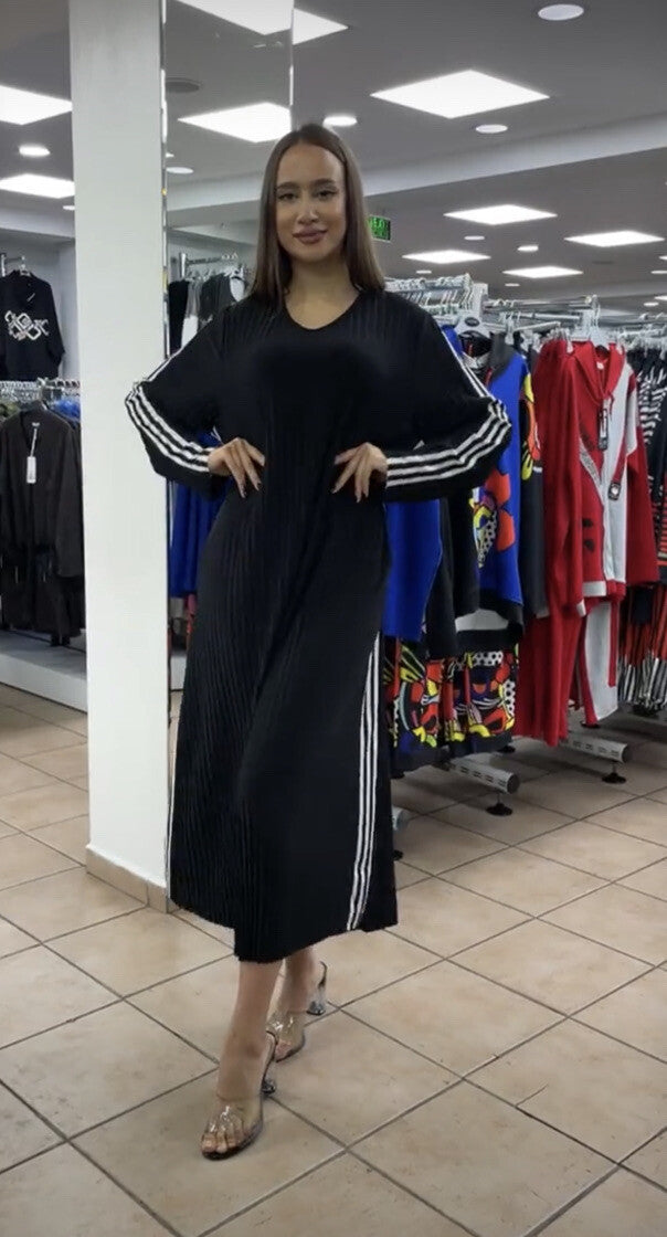 Darkwin Pleated Stripe Maxi Dress, Sz 2XL – Made in Turkey