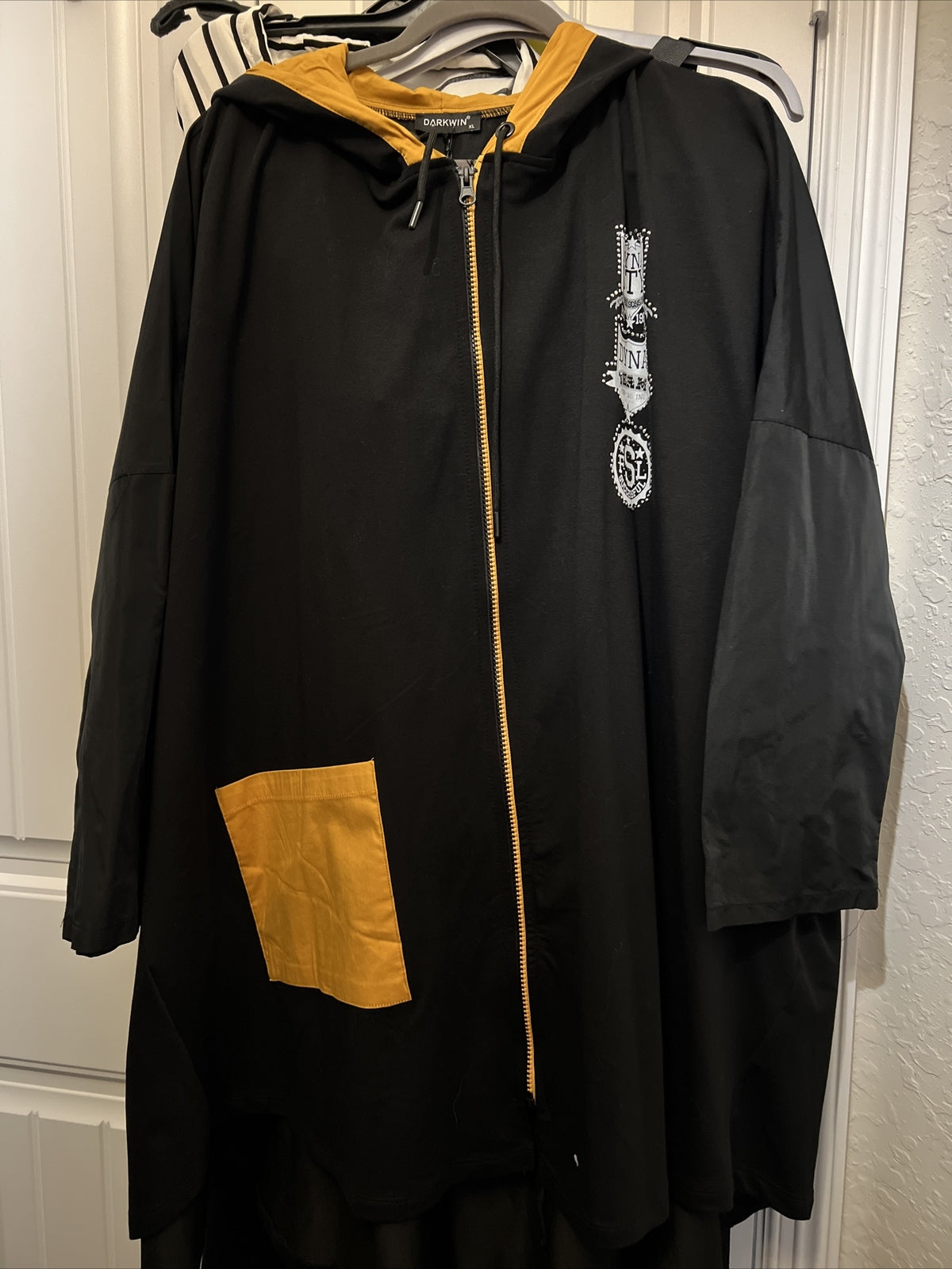 Darkwin oversized Tunic, sz 22/XL. made in Turkey