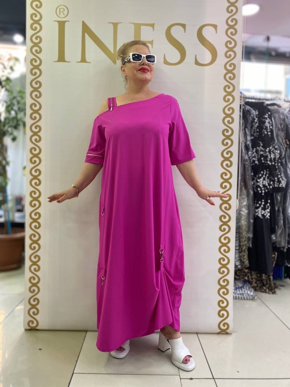 Bold Cadrelli Cold-Shoulder Dress, Sz 22/52 Made in Turkey
