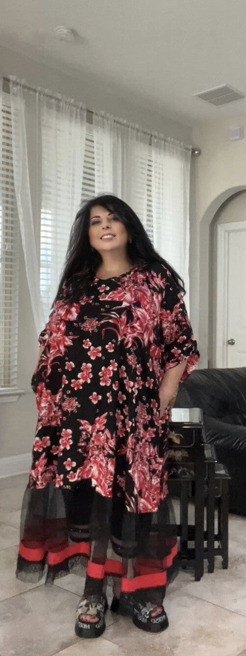 SALE!!!!! Darkwin Oversized Floral Mesh Hem Dress Sz 22-24/2 Made in Turkey