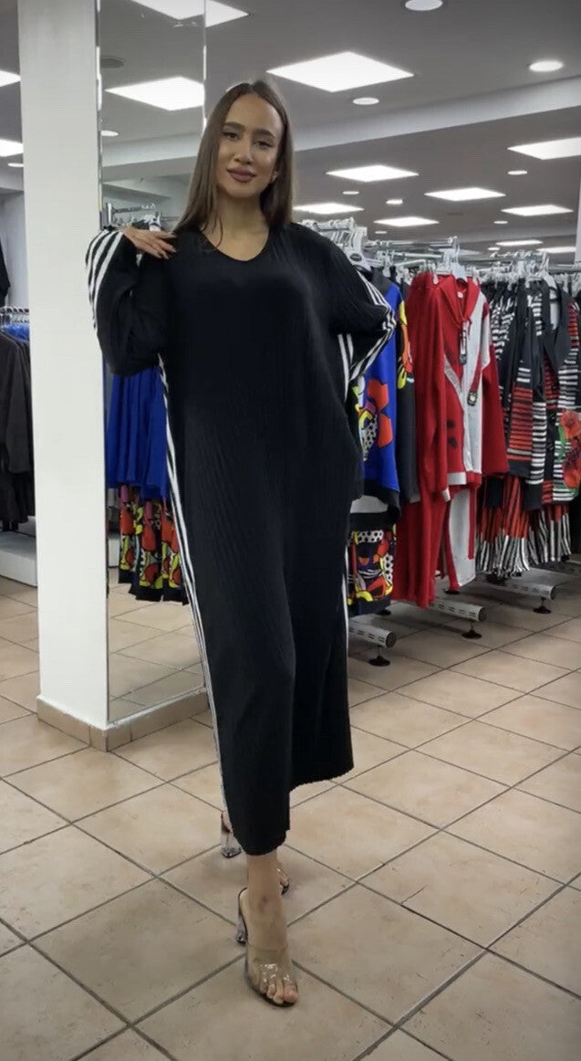 Darkwin Pleated Stripe Maxi Dress, Sz 2XL – Made in Turkey