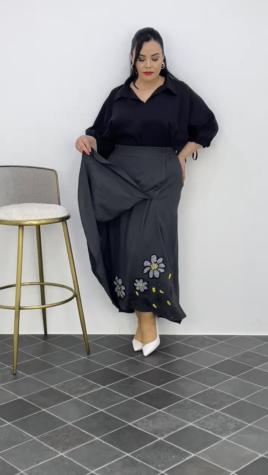 Darkwin Skirt Sz 20/2. Made In Turkey