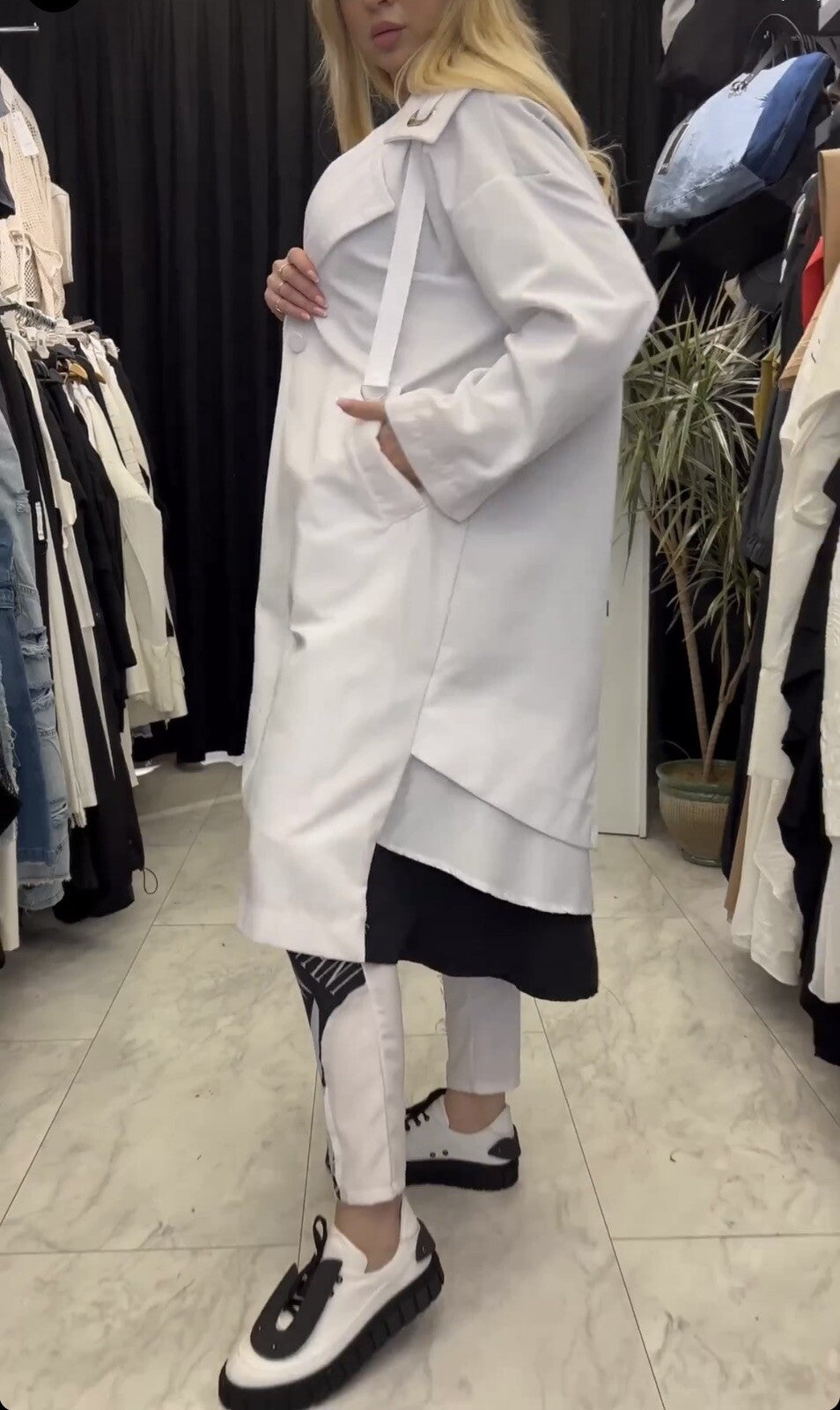 H4 Oversize Jacket Coat Sz 16/38 White Modern Streetwear Made in Turkey