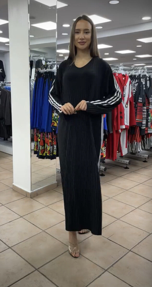 Darkwin Pleated Stripe Maxi Dress, Sz 2XL – Made in Turkey