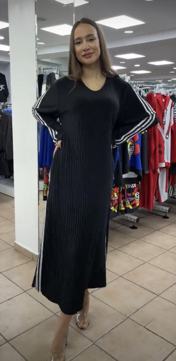 Darkwin Pleated Stripe Maxi Dress, Sz 2XL – Made in Turkey