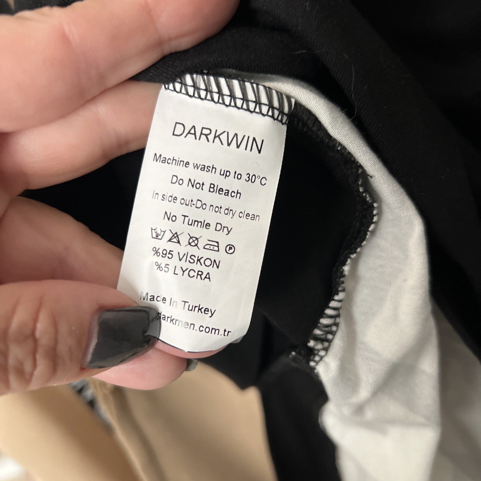 Darkwin Cat Graphic Black White Top Sz 18/3 Made In Turkey