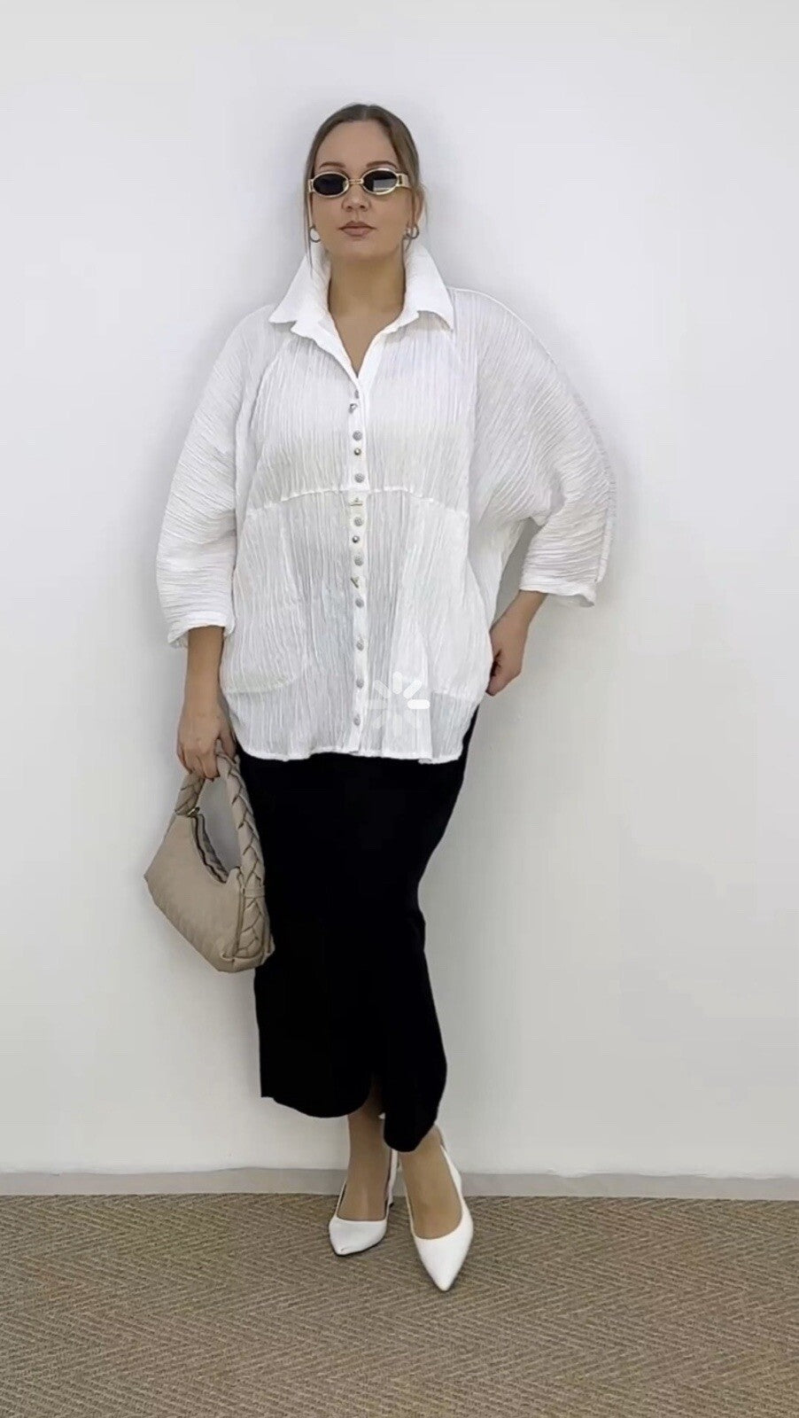 Sale!!!! Darkwin Blouse Sz 22/1. Made In Turkey