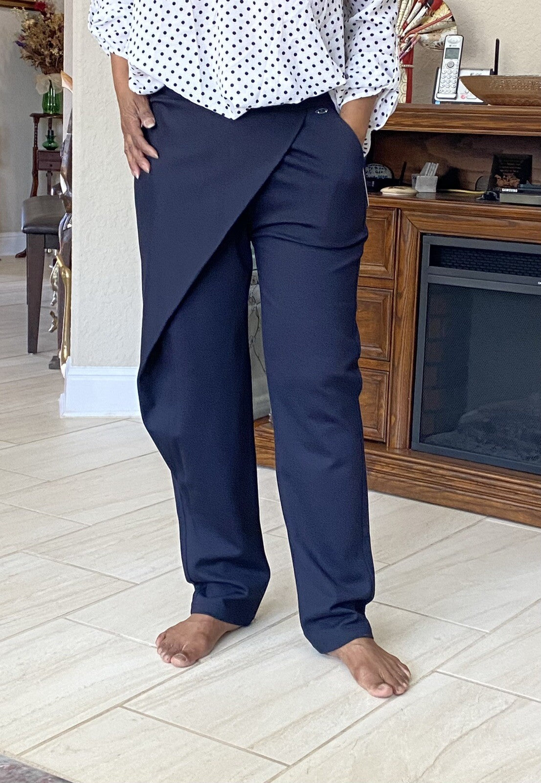 Zanessi Navy Asymmetrical Pants Sz 12/46 – Chic Draped Style, Made in Turkey