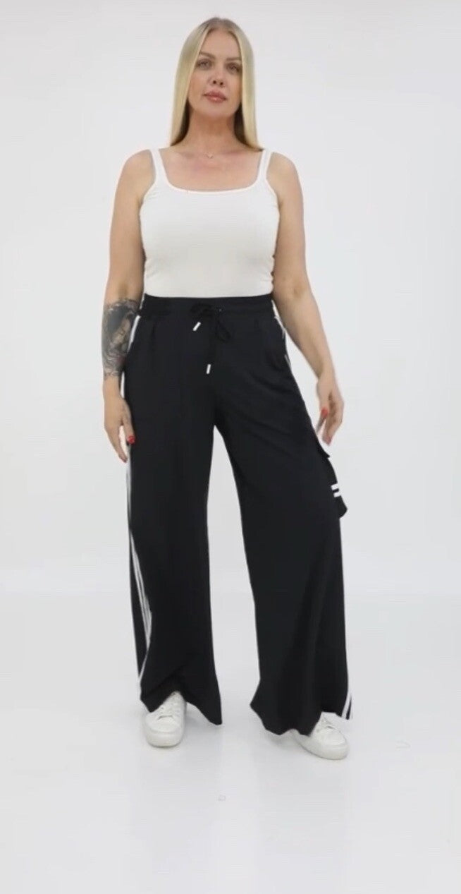 Selly Black Wide Leg Pants w/ Stripes & Pocket, Sz 18/52, Made In Turkey