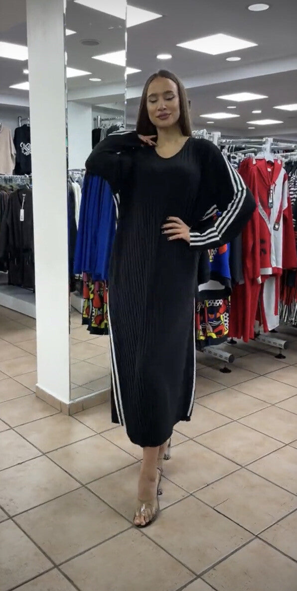 Darkwin Pleated Stripe Maxi Dress, Sz 3XL – Made in Turkey