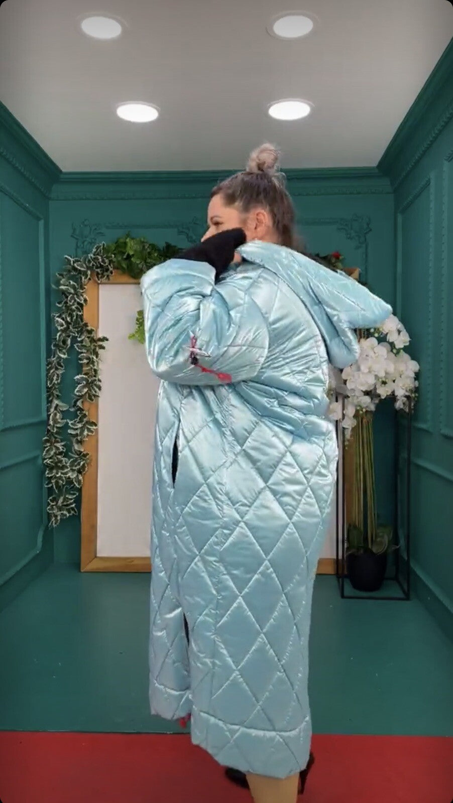 Darkwin Metallic Blue Quilted Coat Sz 18/1 – Turkey Design