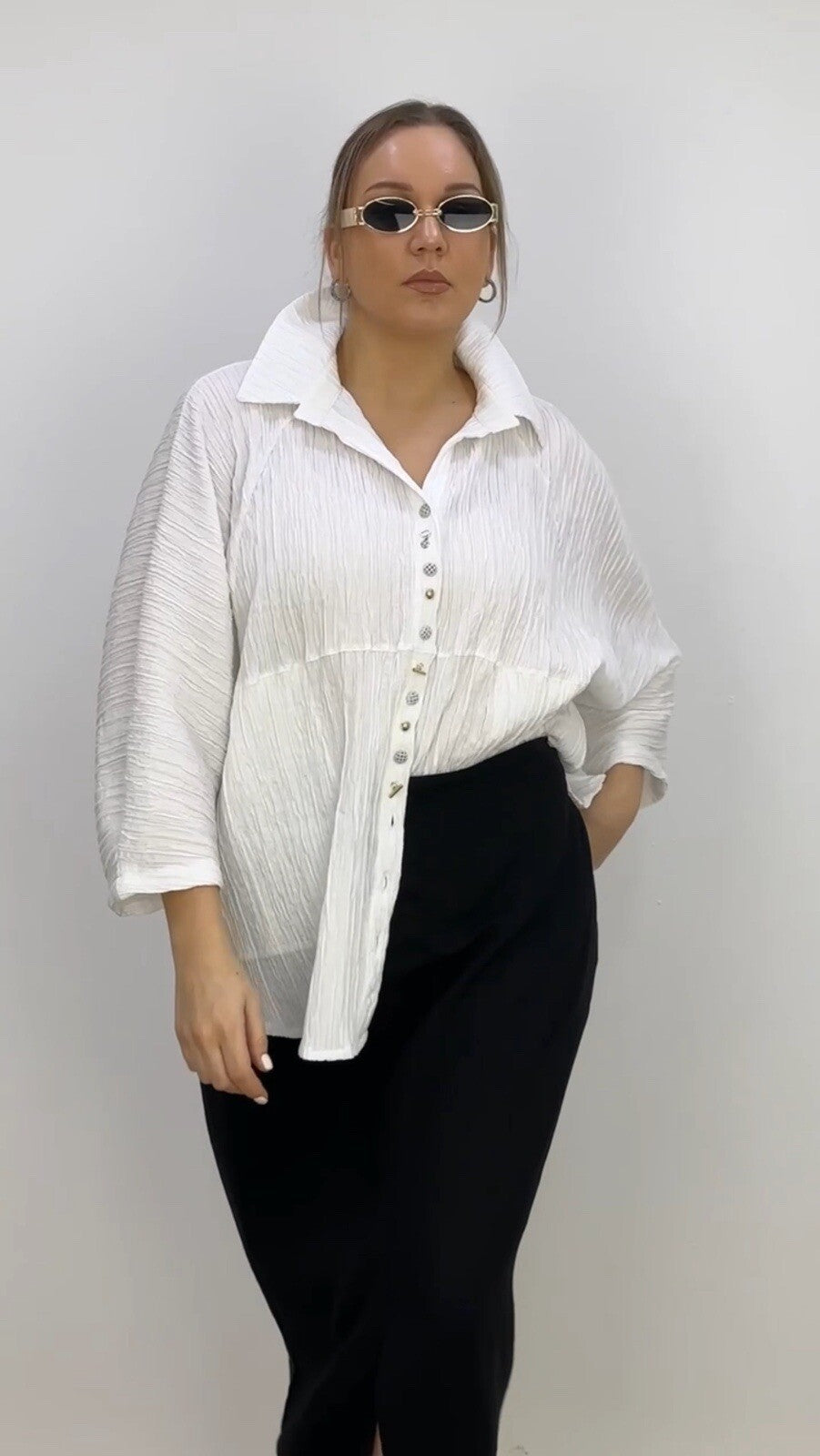 Sale!!!! Darkwin Blouse Sz 22/1. Made In Turkey
