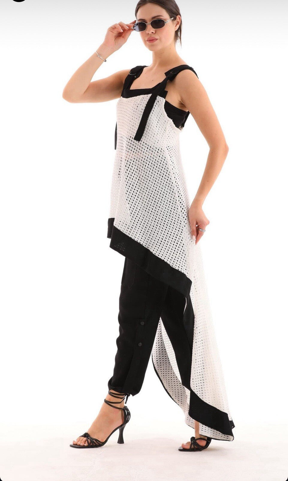 Bukezy Women’s 2-Piece Suit Sz XS Made in Turkey Black White Asymmetrical Set