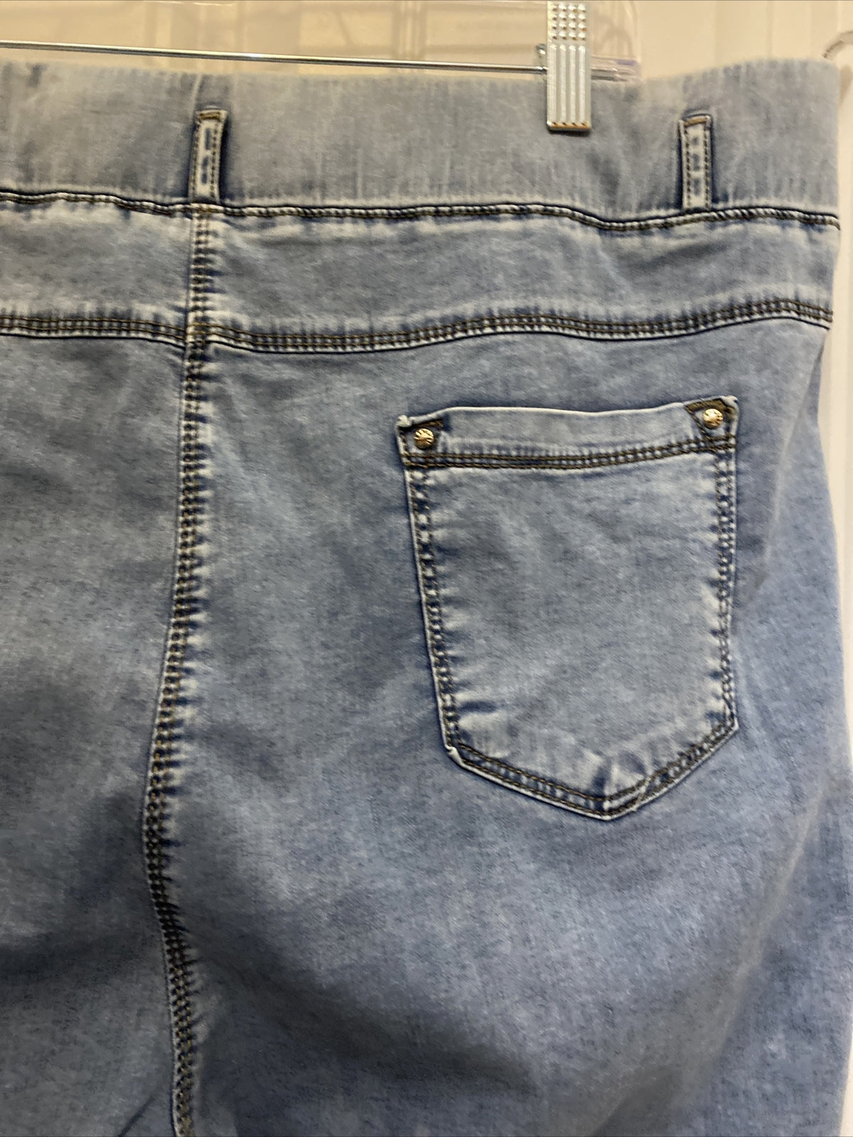 🛍️ Title:SALE!!!! Zanessi Jeans Sz 24, Crystal Tiger Design, Made In Turkey