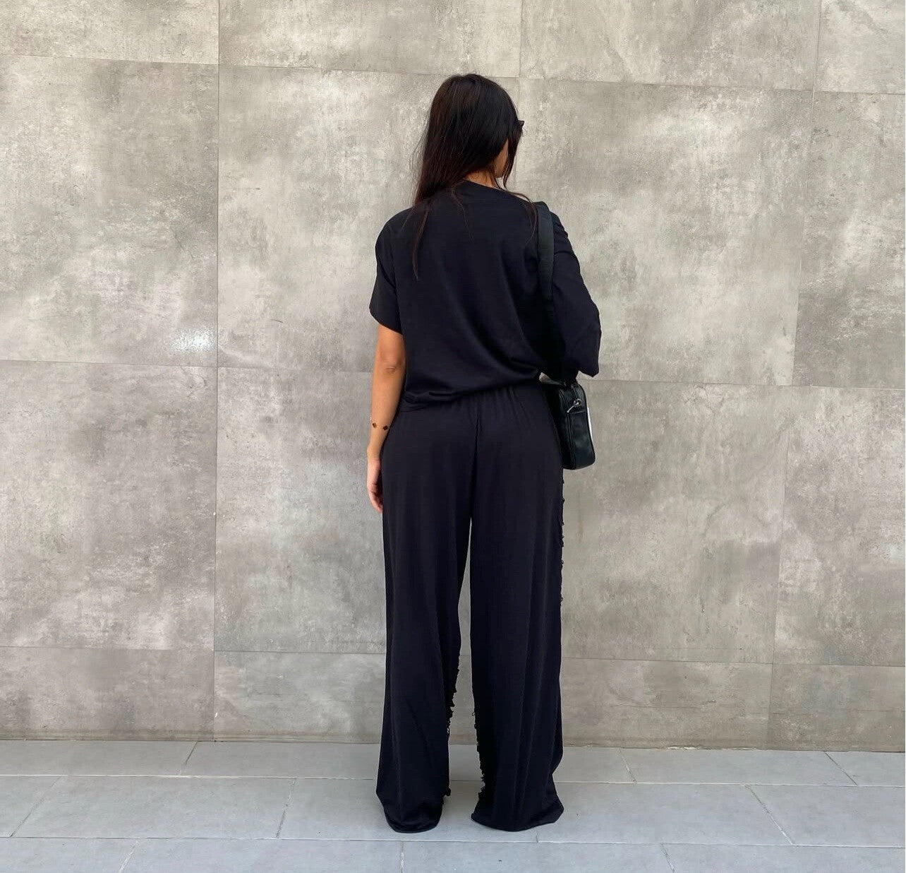 H4 Women’s 2-Piece Suit Sz 8/36 Made in Turkey Black X Graphic Top & Pants