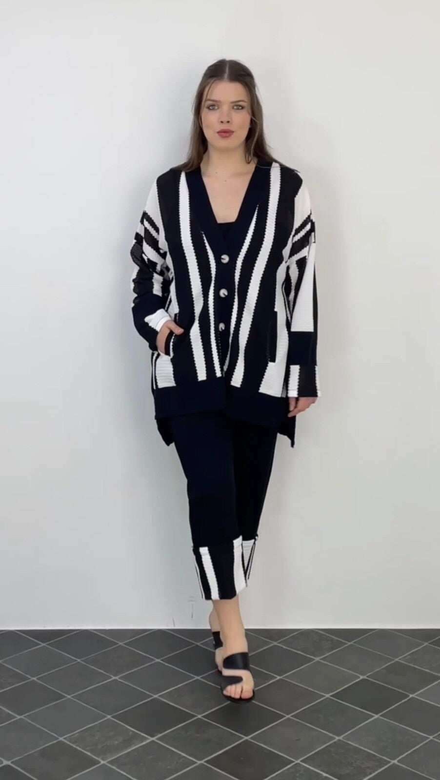 LaVelina 2 PCs Suit, Sz 18/48, Made In Turkey – Black & White Striped Set