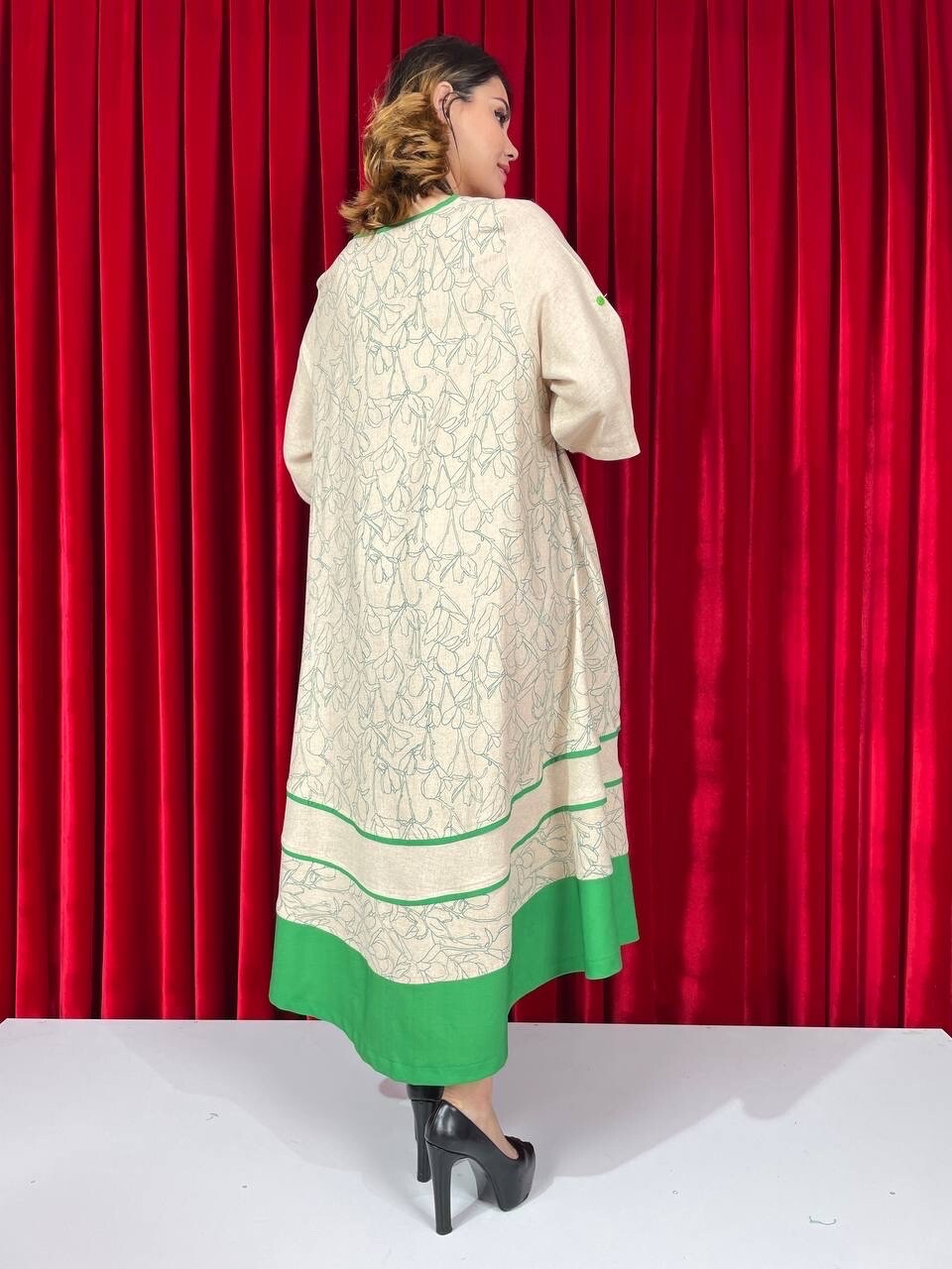 Elegant Darkwin Two-Tone Dress Sz 20-22/2 Made in Turkey