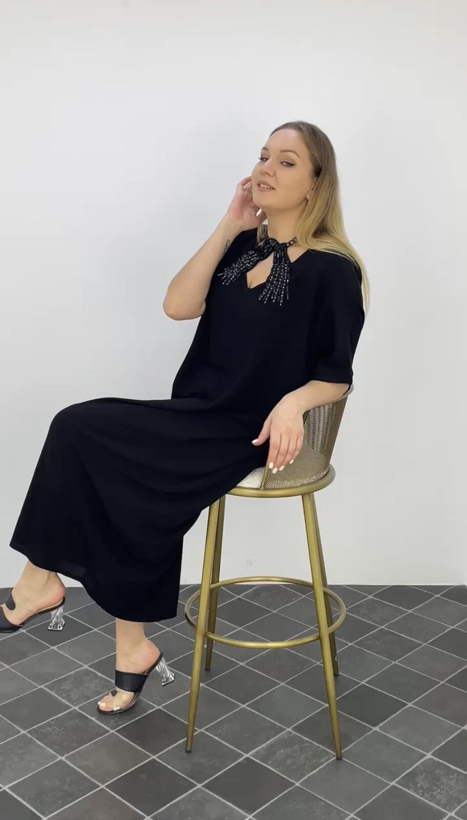 Darkwin Oversized Beaded Neck Dress Sz 22-24/2 Made in Turkey