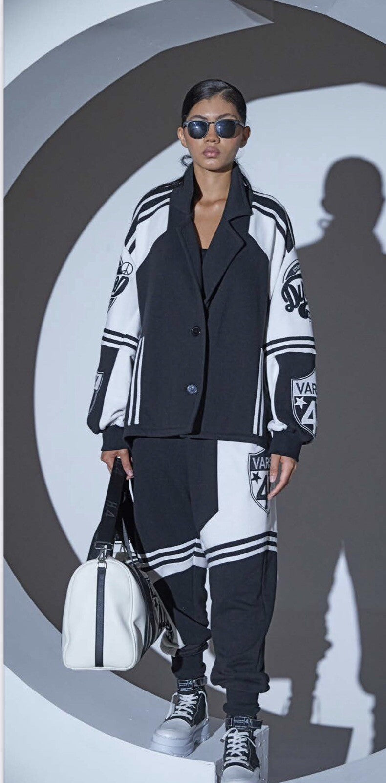 H4 Oversized 2 PCs Suit, Sz 18/40, Made In Turkey – Black & White Streetwear Set