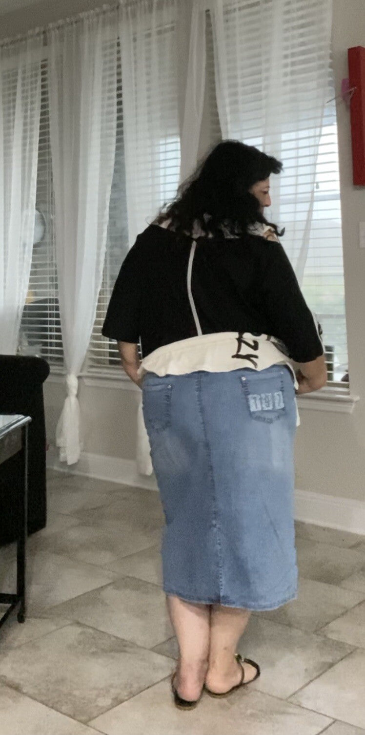 SALE!!!!!    Sgossi Summer Jean Skirt sz 50 (14). Made in Turkey