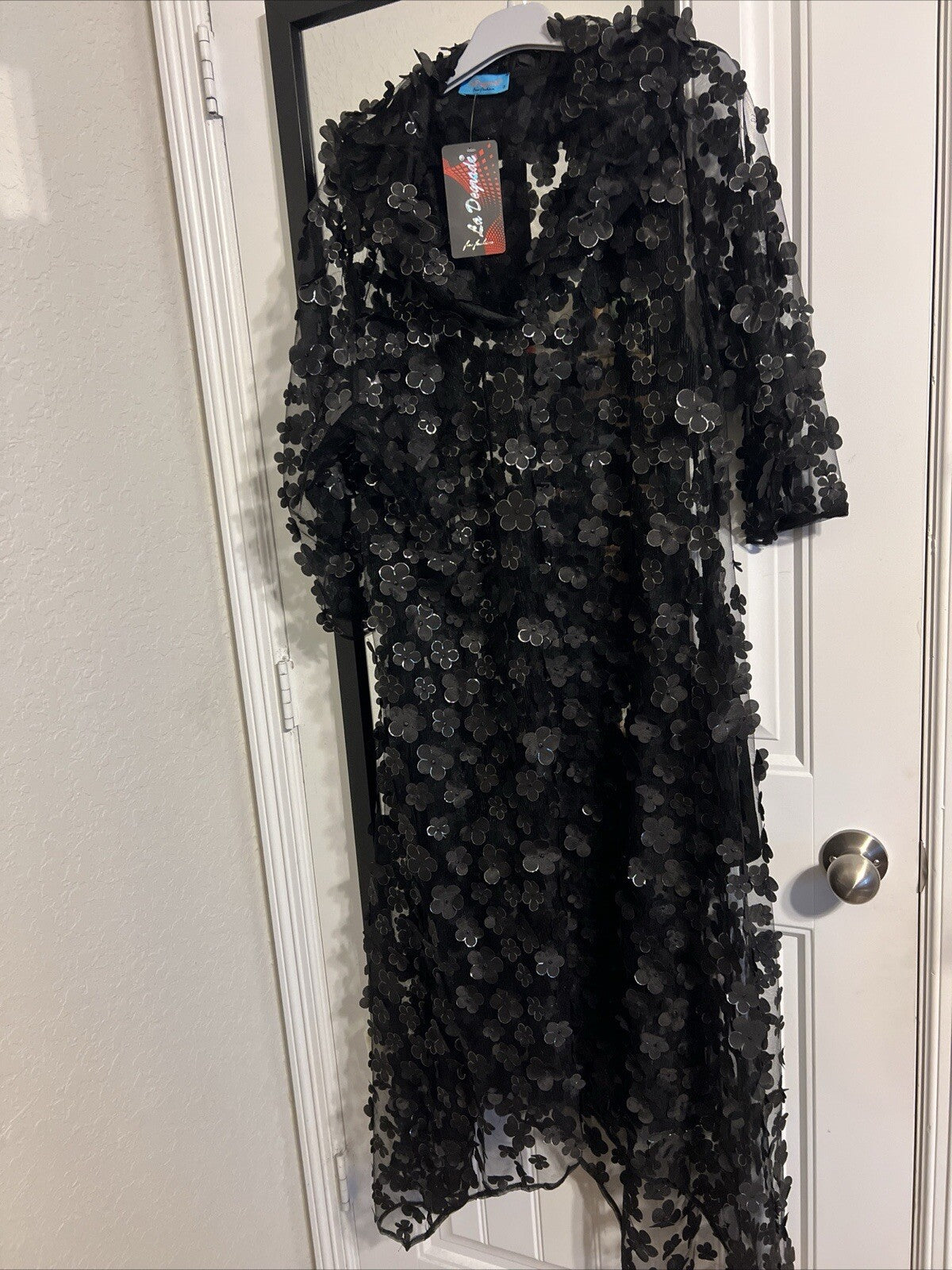 La Degrade Black 3D Floral Mesh Dress Sz 20/3 Made in Turkey Elegant