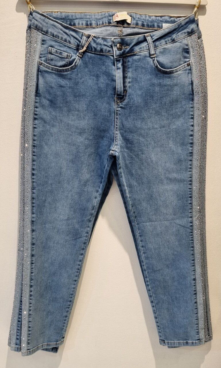 Presenta Rhinestone Side Jeans Sz 16/50. Made In Turkey