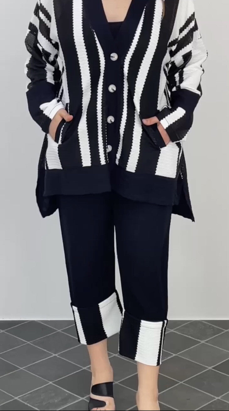 LaVelina 2 PCs Suit, Sz 18/48, Made In Turkey – Black & White Striped Set