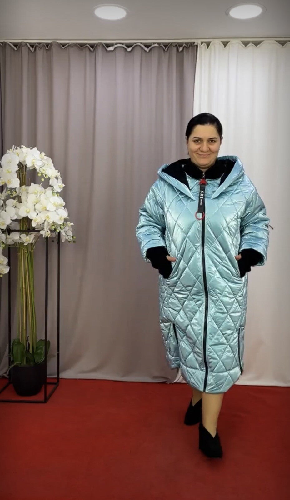 Darkwin Metallic Blue Quilted Coat Sz 18/1 – Turkey Design