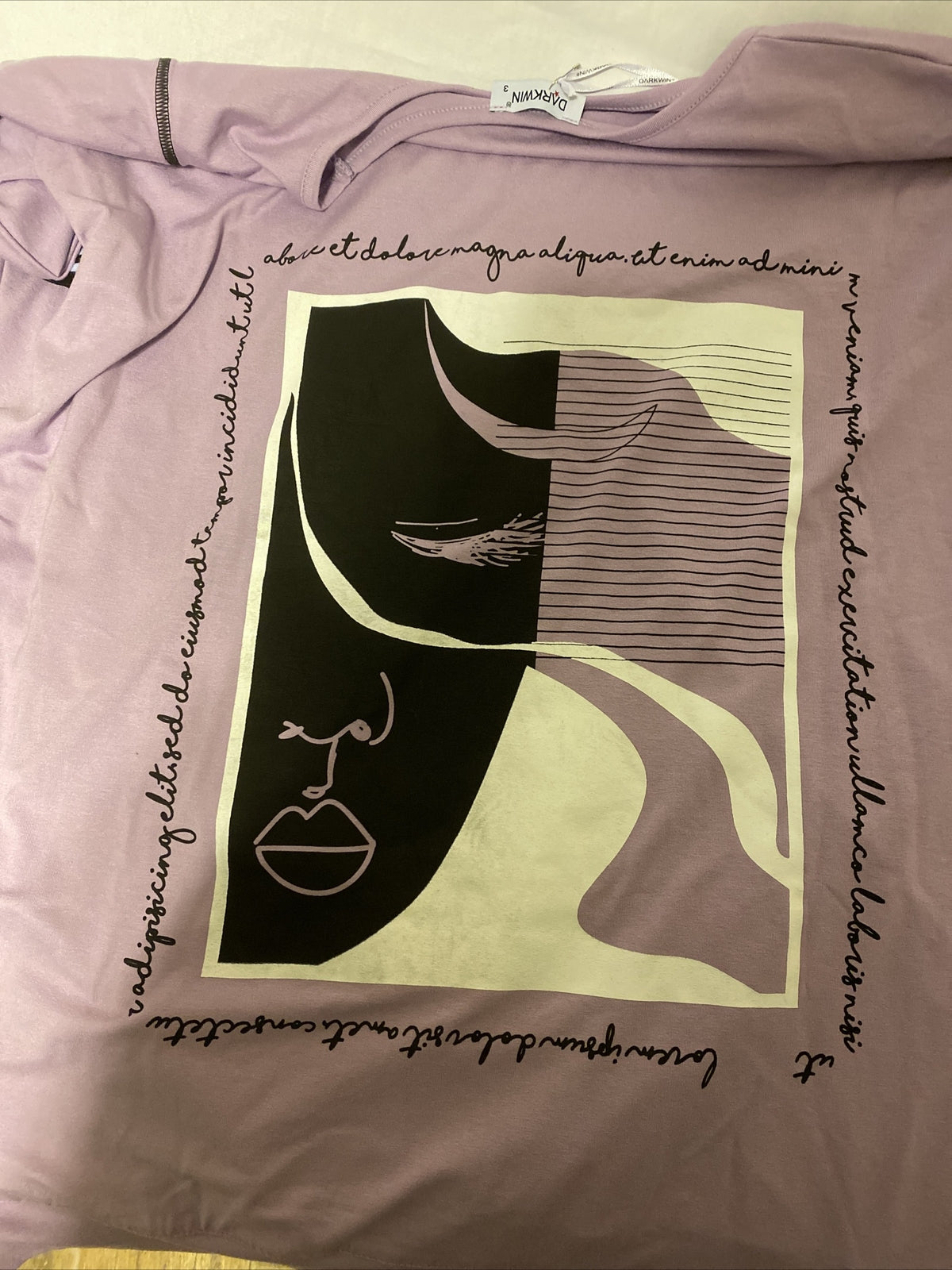Darkwin Lilac Face Graphic Top Sz 20/3 Made In Turkey