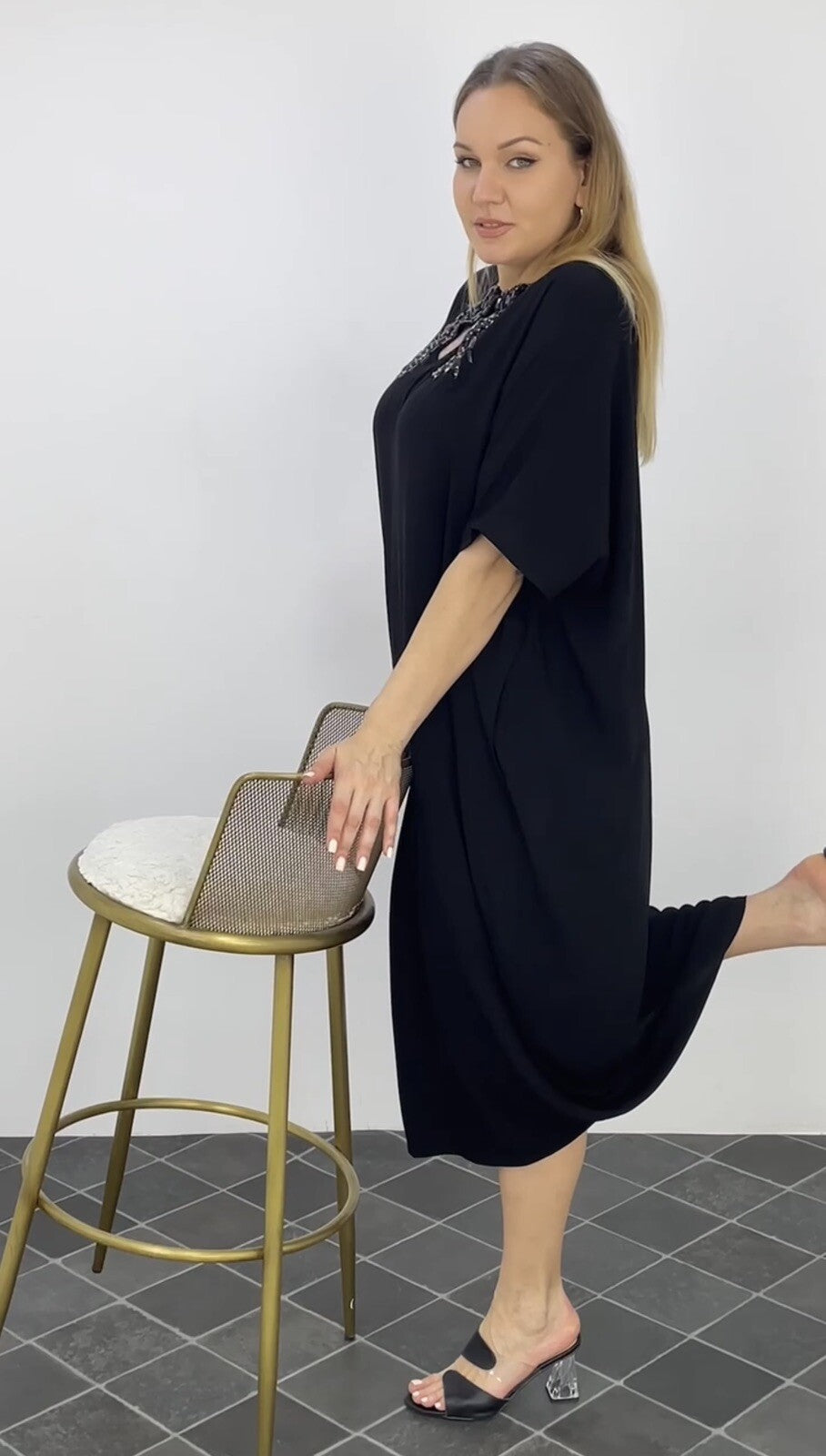 Darkwin Oversized Beaded Neck Dress Sz 22-24/2 Made in Turkey