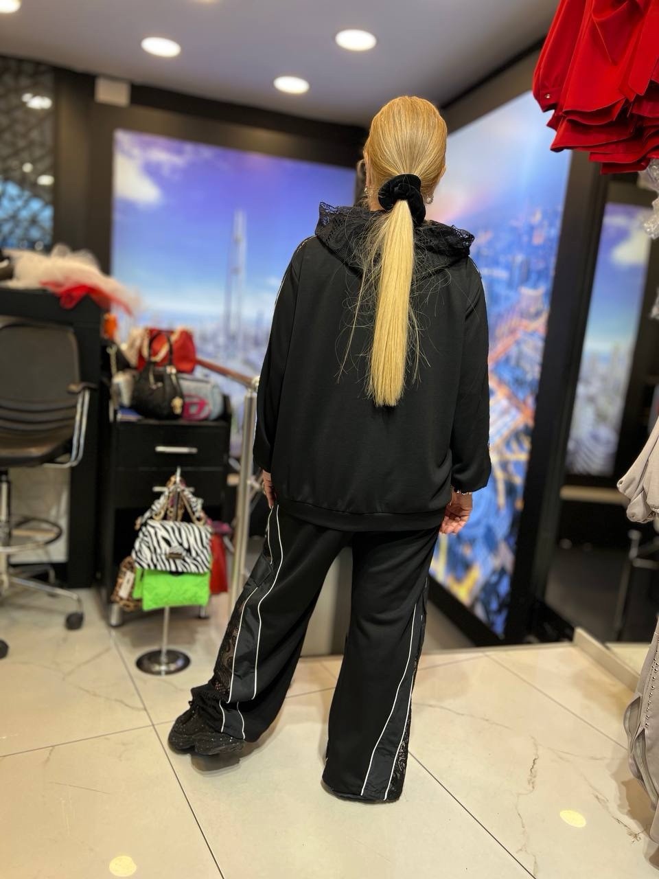 Dolares Plus set Sz 16/1 black lace zip jacket & wide pants made in Turkey