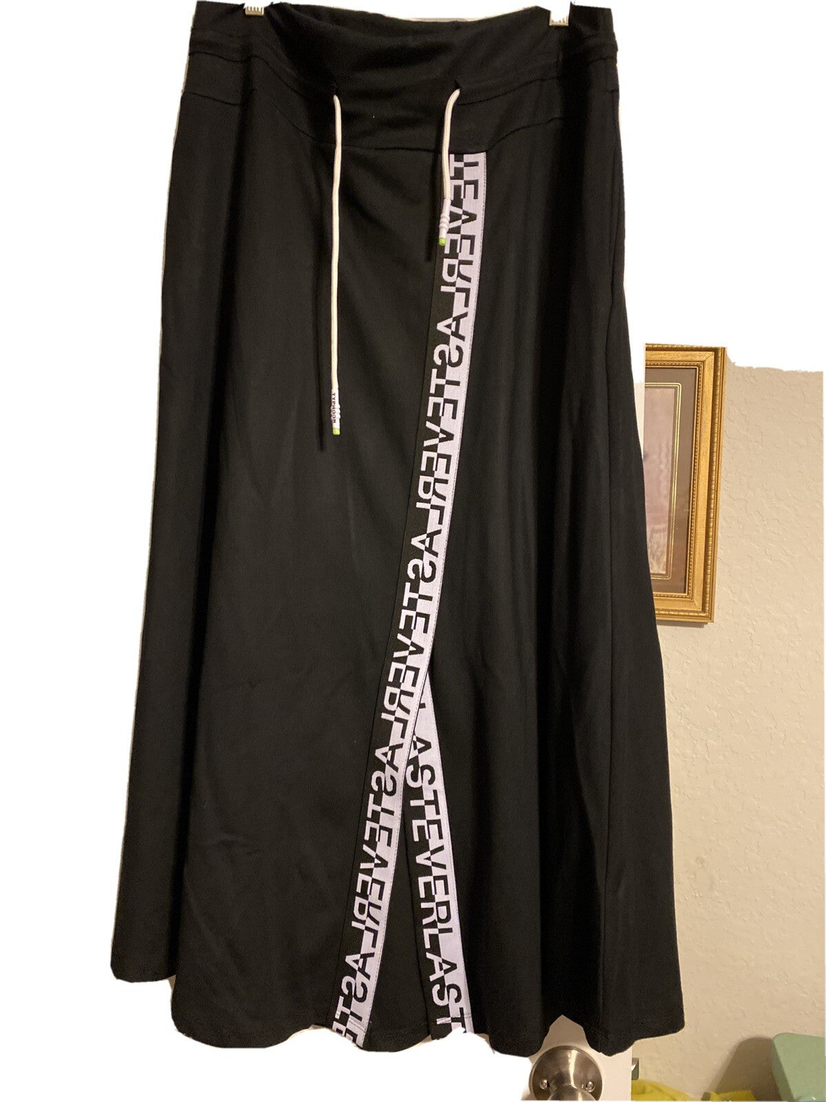 SALE!!!!!     Darkwin Sport Chic Skirt, sz 2XL. Made In Turkey