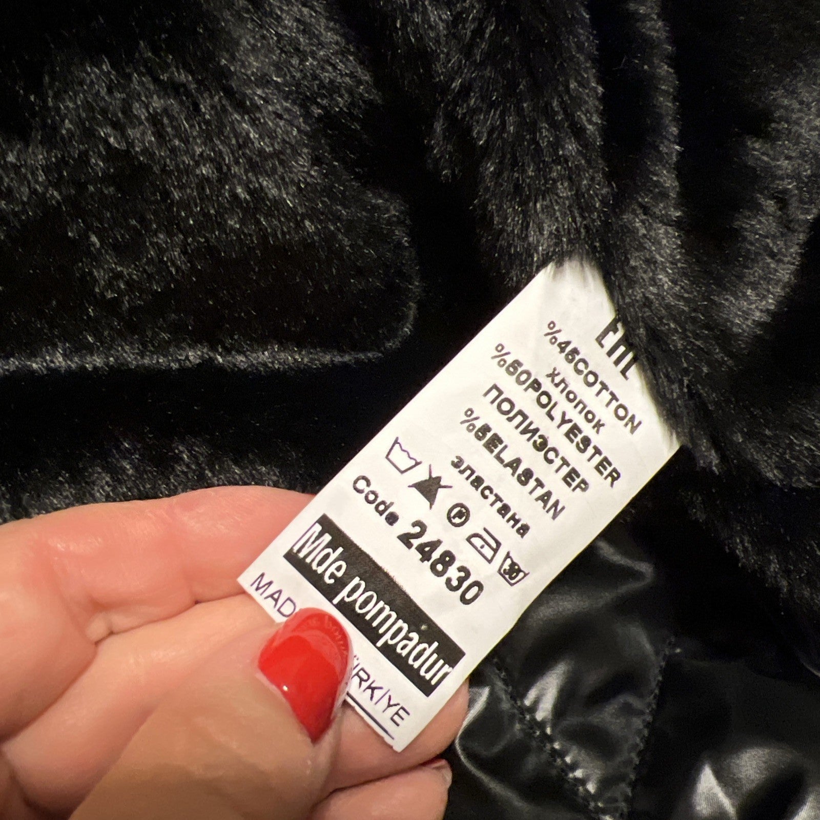 M’de Pompadur Black Oversized Puffer Jacket Knit Sleeves Logo 20/2 Turkey