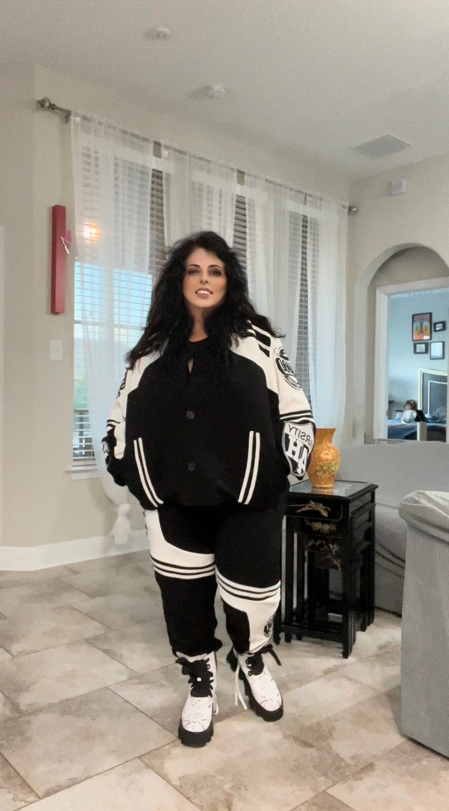 H4 Oversized 2 PCs Suit, Sz 18/40, Made In Turkey – Black & White Streetwear Set