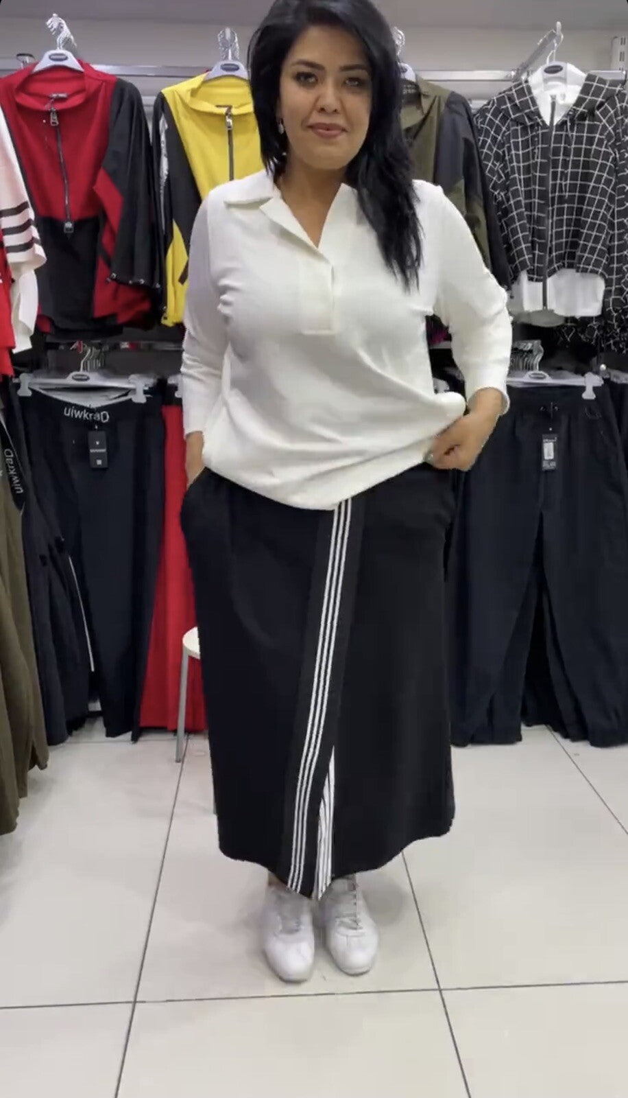 SALE!!!!!     Darkwin Sport Chic Skirt, sz 2XL. Made In Turkey