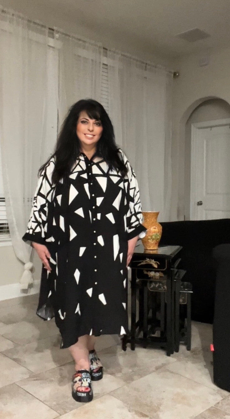 SALE!!! M’De Pompadour Geometric Oversized Dress Sz 18-24, Turkey