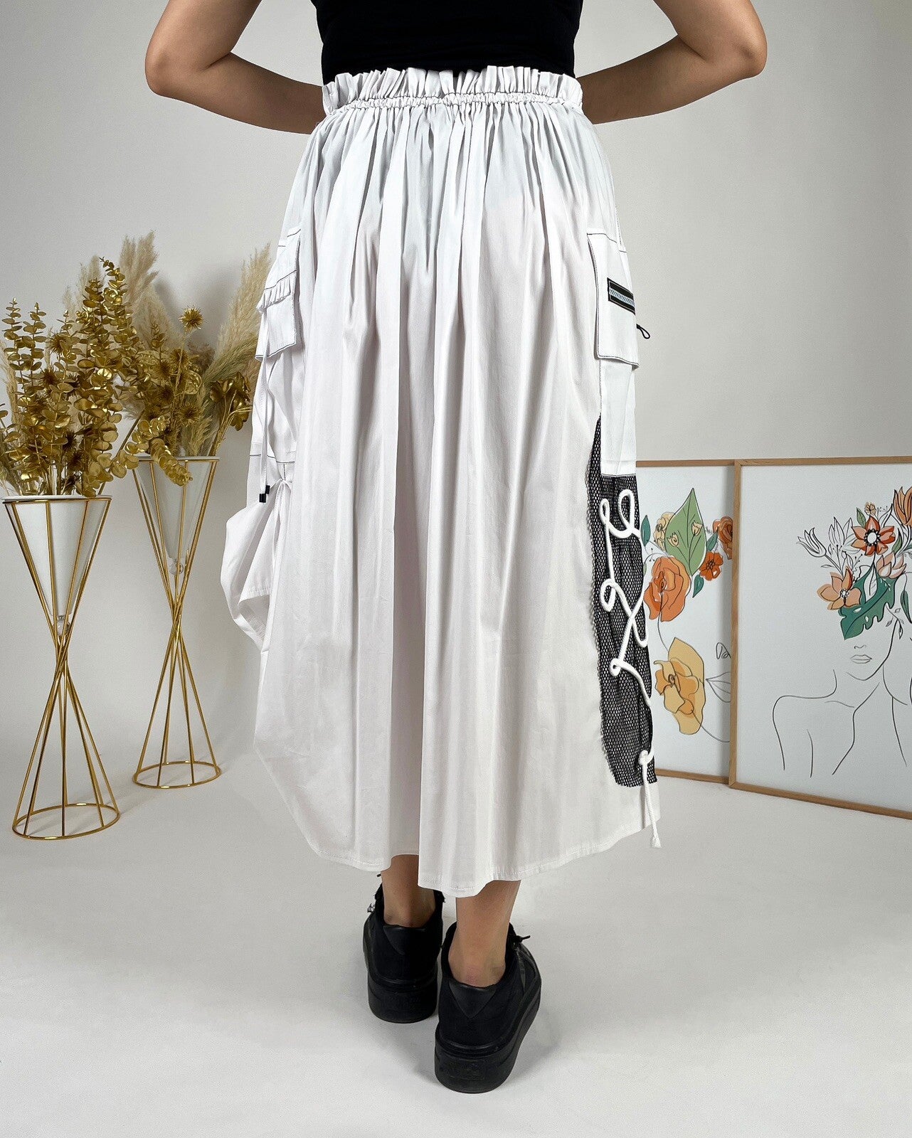 Soie skirt, sz 16-20 Made in Turkey