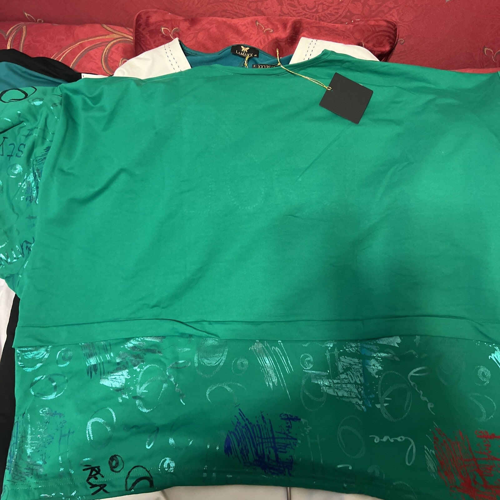 LaMaxx Green Cat Graphic Oversized Top Sz 24/3 Made In Turkey