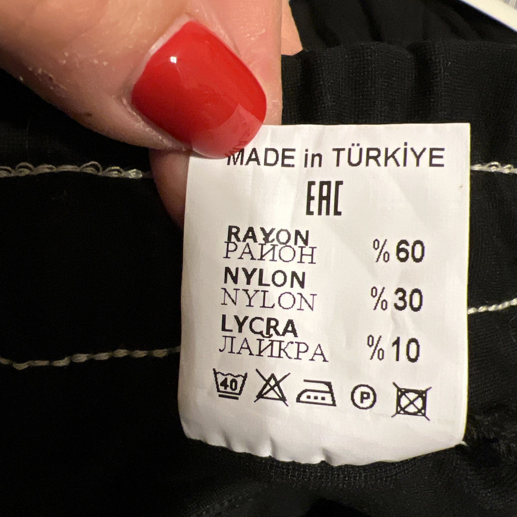 LaMaxx Black Pants Chain Side Trim Drawstring Waist Sz 18/48 Turkey