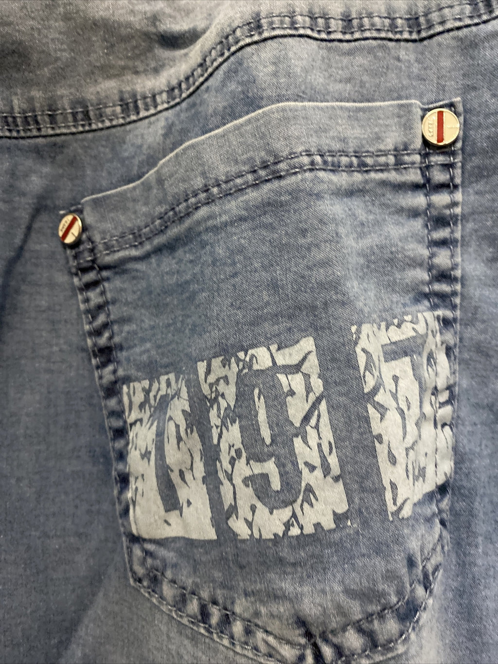 SALE!!!!!    Sgossi Summer Jean Skirt sz 50 (14). Made in Turkey