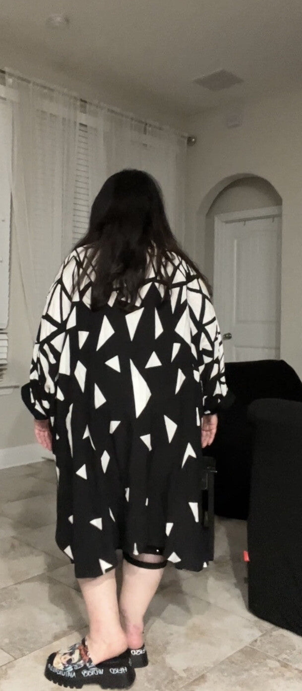 SALE!!! M’De Pompadour Geometric Oversized Dress Sz 18-24, Turkey