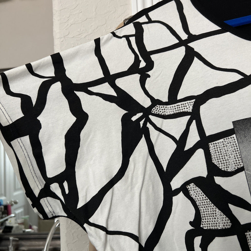 Darkwin Cat Graphic Black White Top Sz 18/3 Made In Turkey