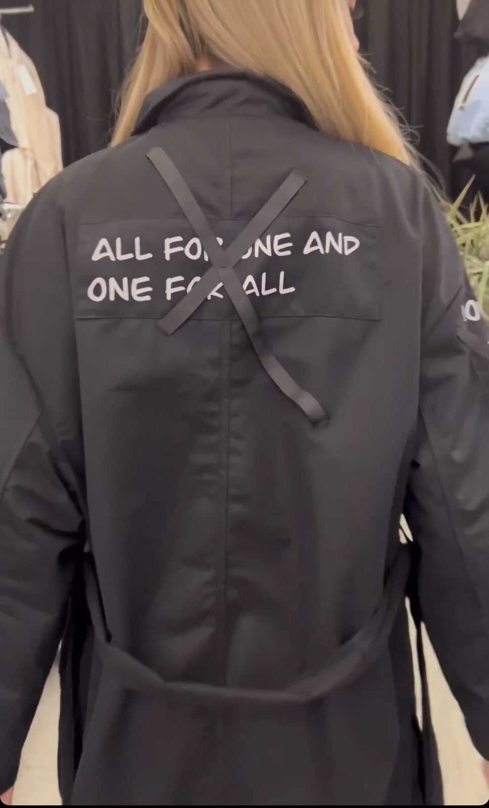 H4 jacket, One size. Made in Turkey
