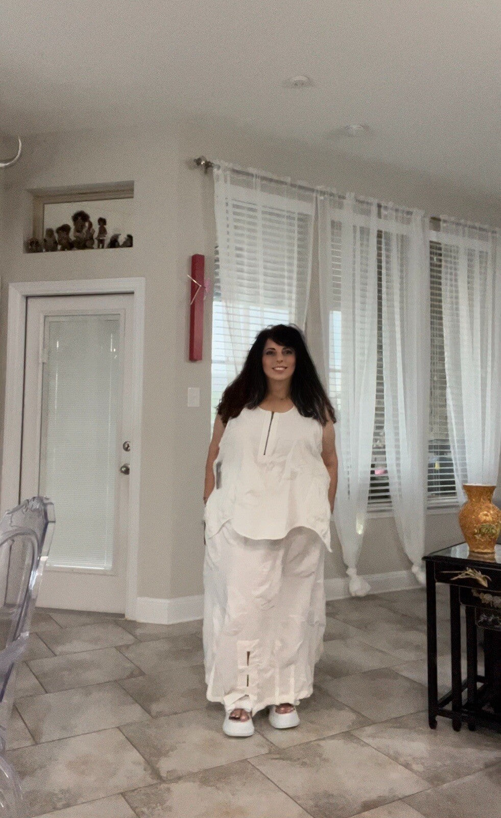 Woof Mods Women’s 2-Piece Suit Sz 18/1 Made in Turkey White Top & Skirt Set