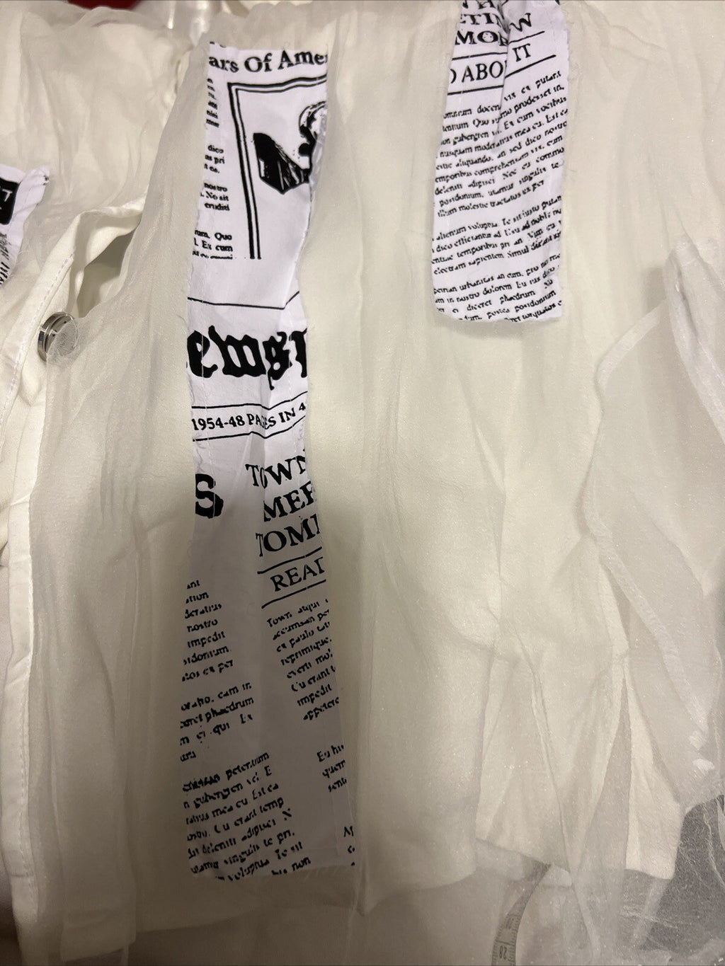 H4 White Statement Pants Sz 6/36, Textured Newspaper Print, Made In Turkey