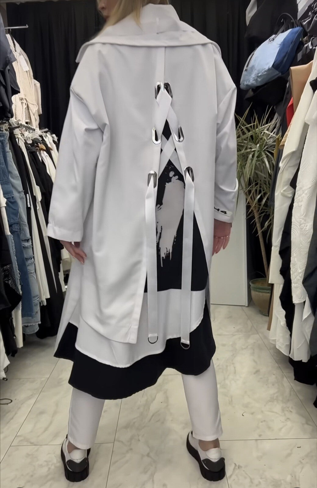 H4 Oversize Jacket Coat Sz 16/38 White Modern Streetwear Made in Turkey