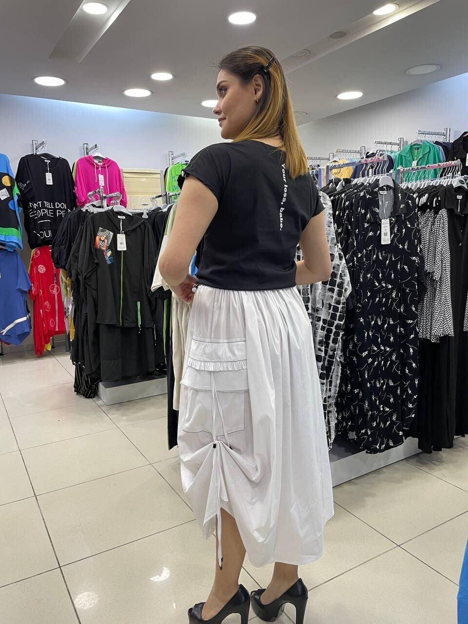 Soie skirt, sz 16-20 Made in Turkey