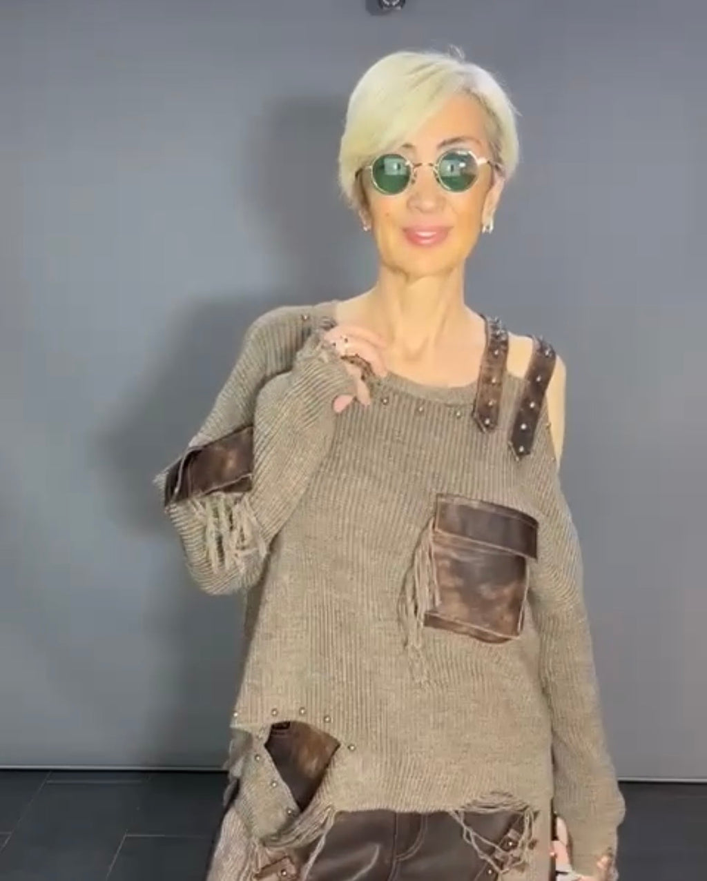 H4 One Size Distressed Mocha Knit Sweater Faux Leather Pockets Strap Shoulder